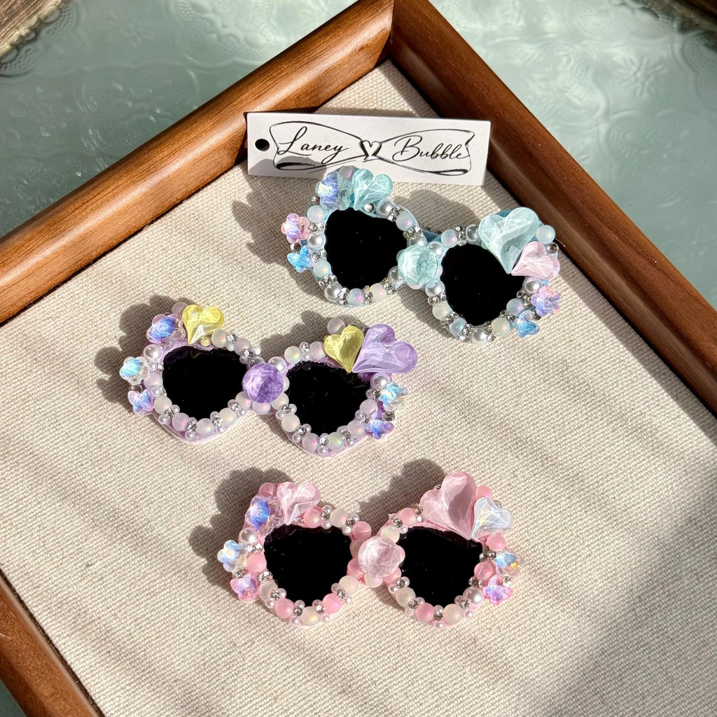 Aurora Heart Sunglasses Clip