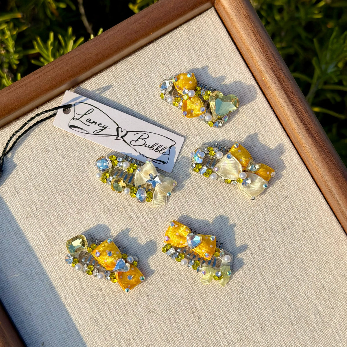 Summer Yellow Collection Crystal Grooming Clip