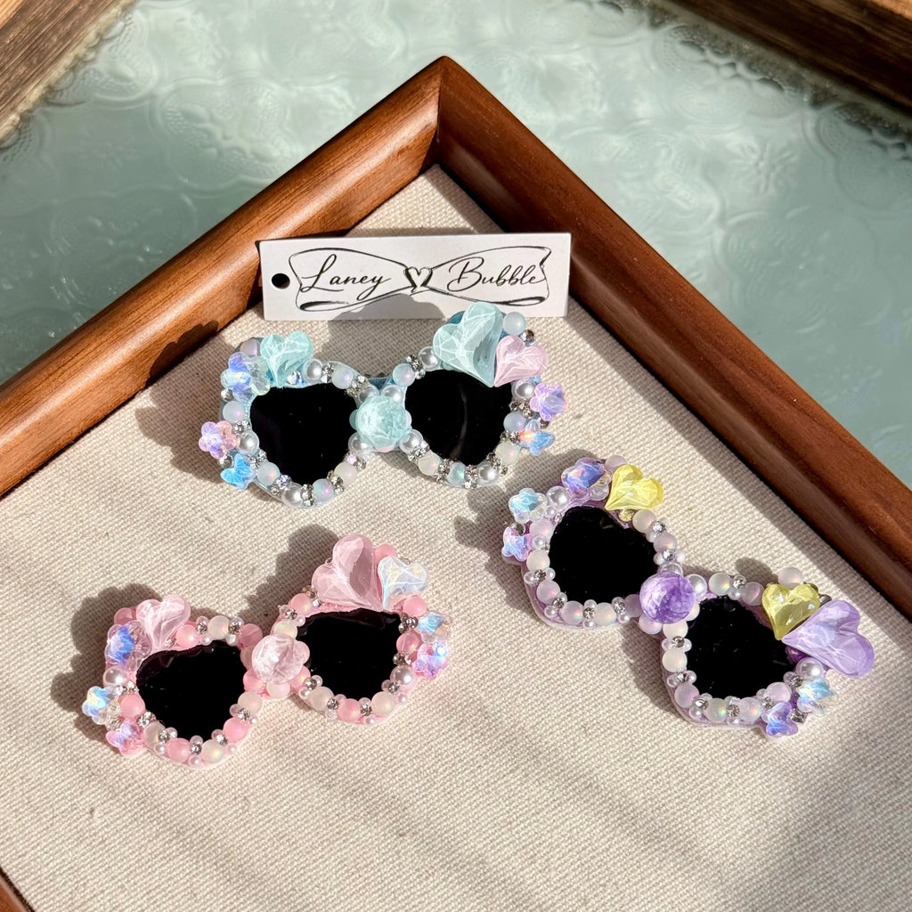 Aurora Heart Sunglasses Clip