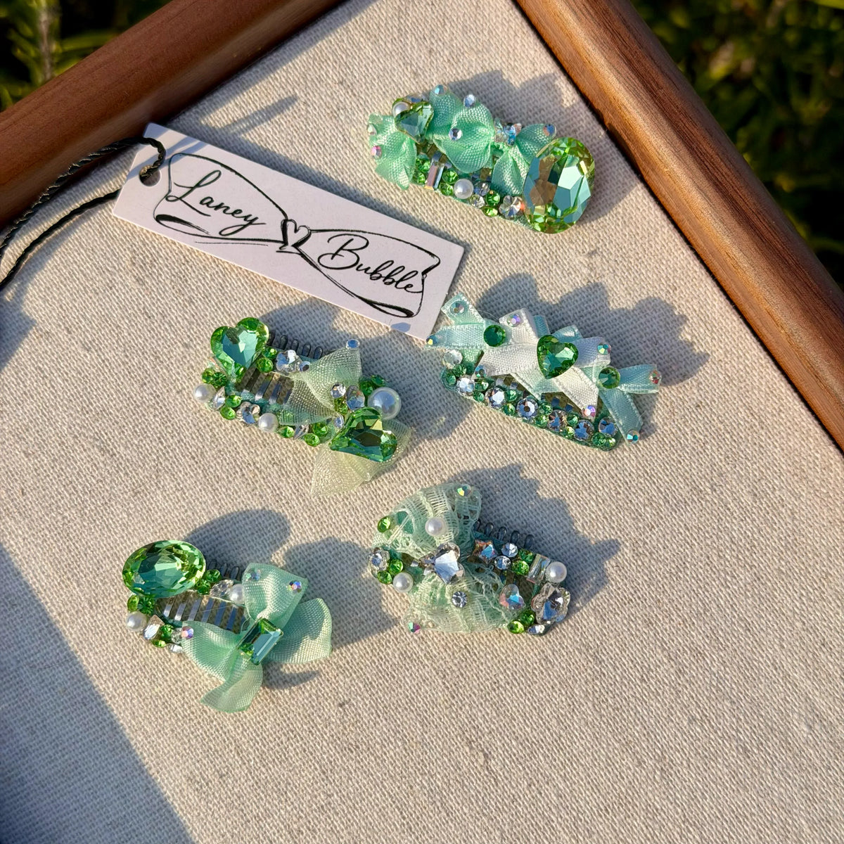 Summer Green Collection Crystal Grooming Clip
