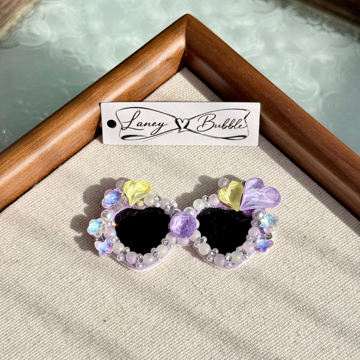 Aurora Heart Sunglasses Clip
