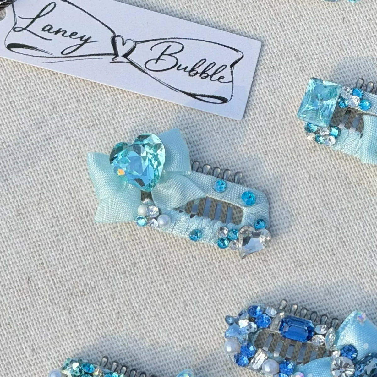 Summer Blue Collection Crystal Grooming Clip