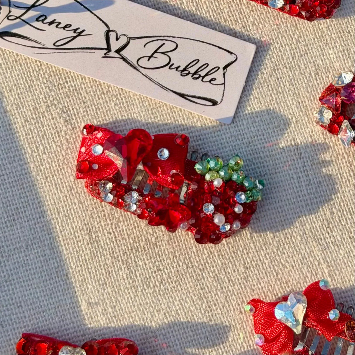 Summer Red Collection Crystal Grooming Clip