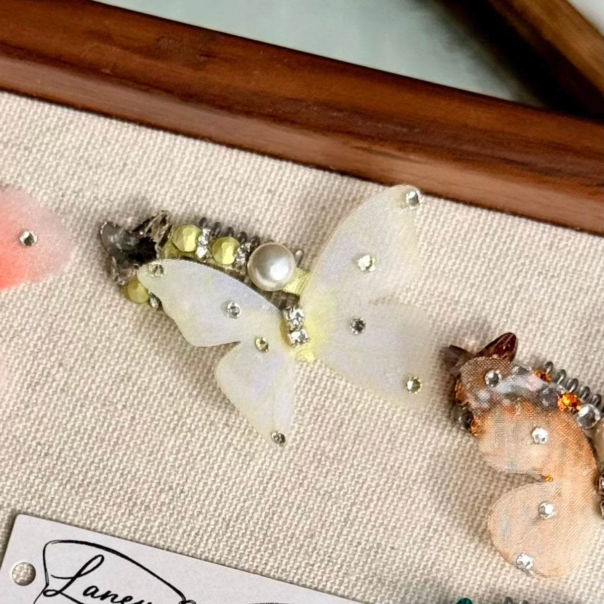 Butterfly Grooming & Decorative Clip