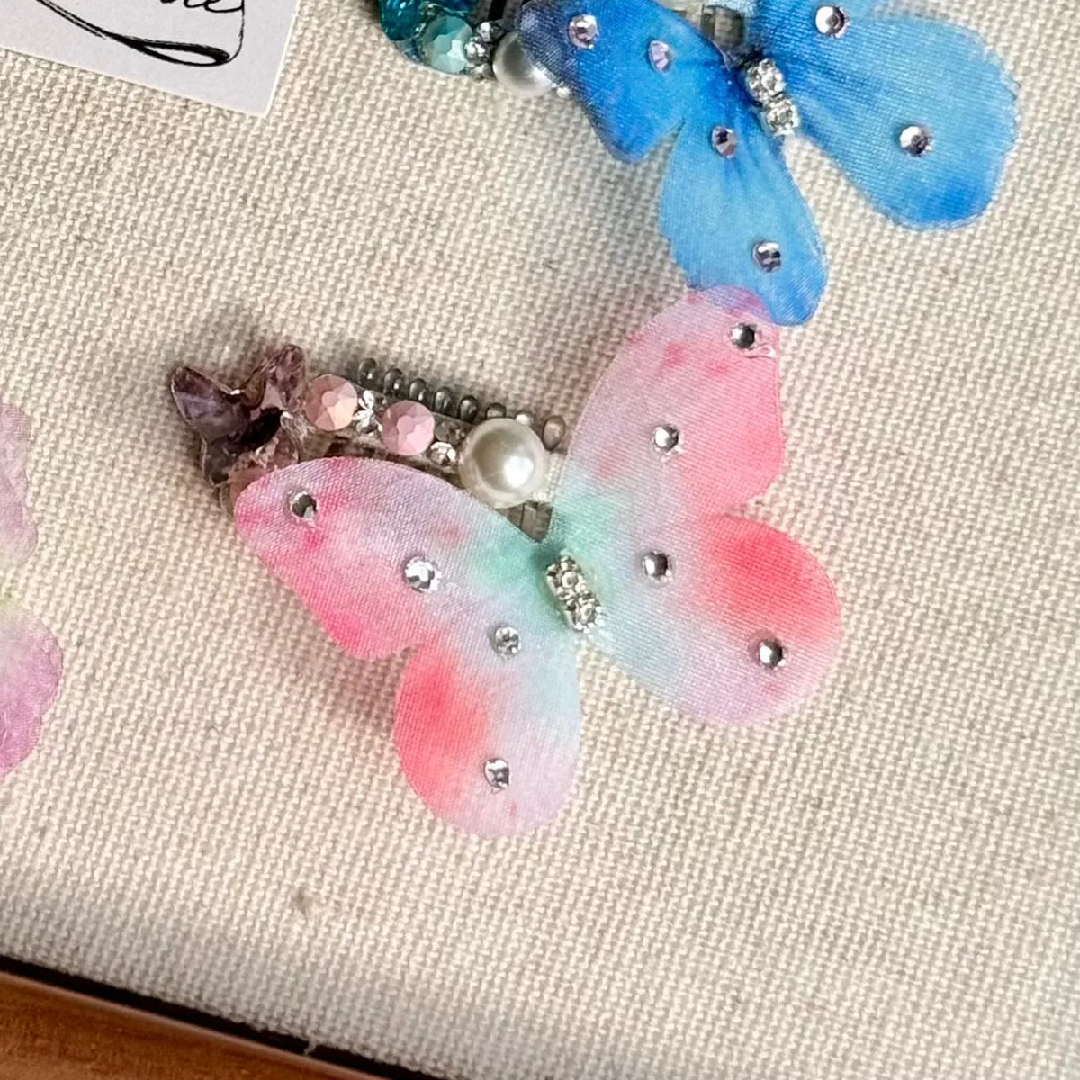 Butterfly Grooming & Decorative Clip