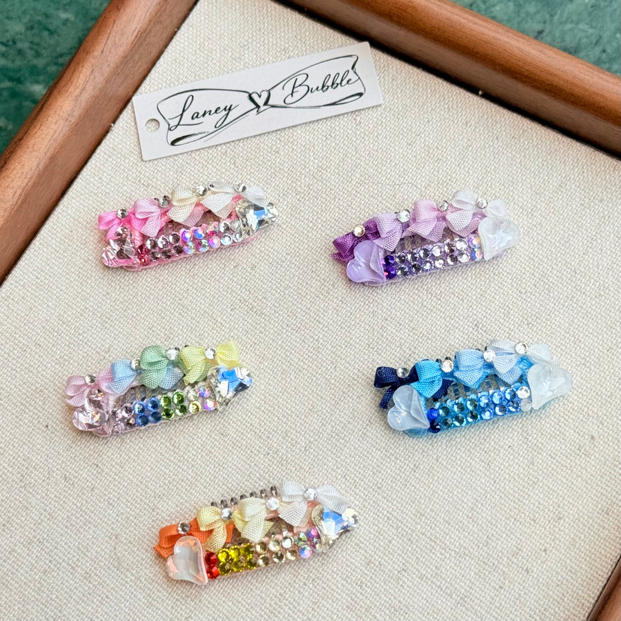 Rainbow Bow Grooming Clip