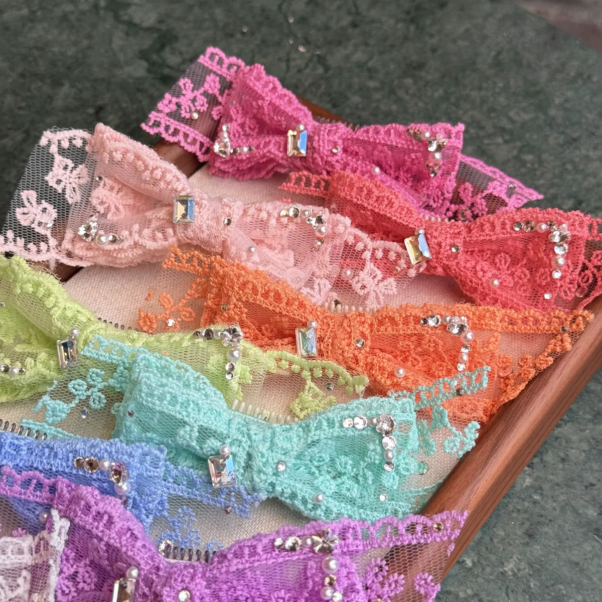 Rhinestone Lace Bow Snap Clip image 3