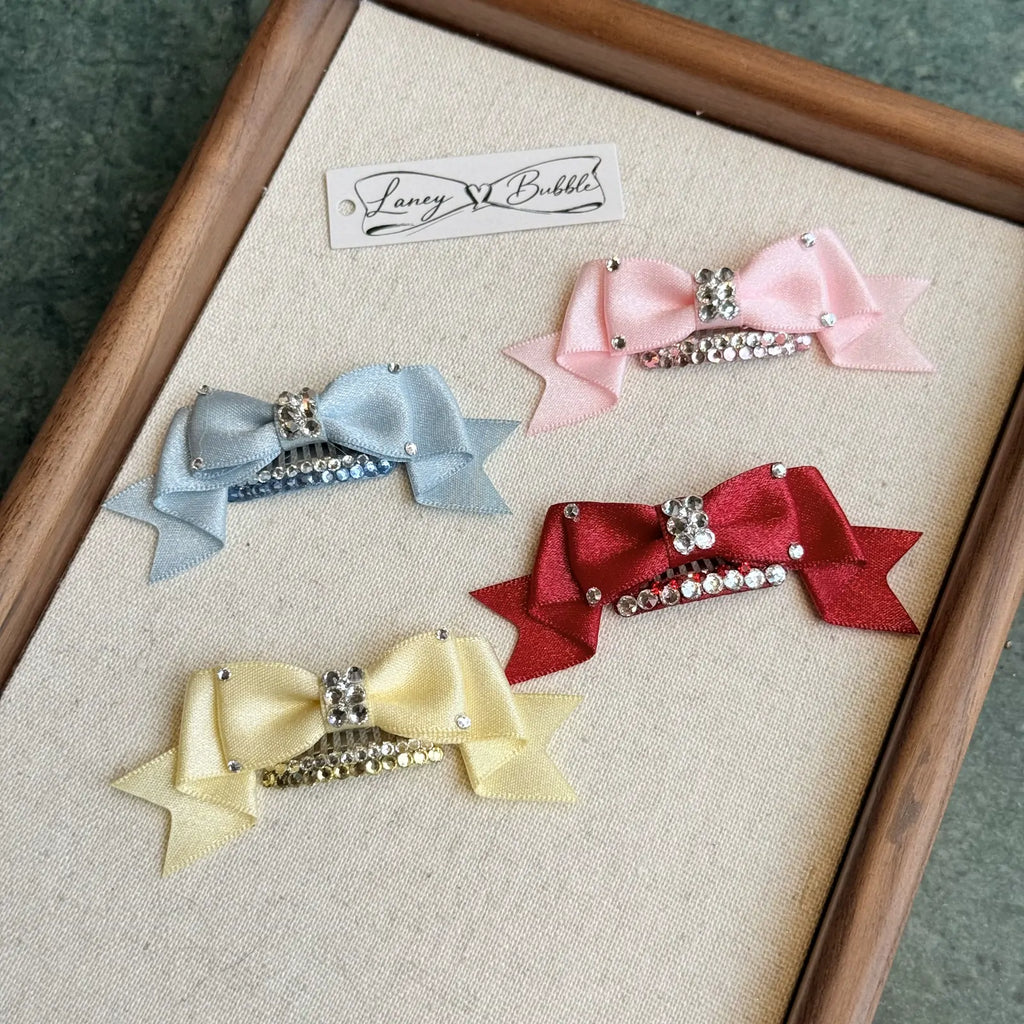 Elegant crystal ribbon bow snap clip image 1