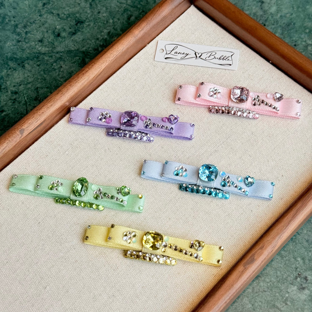 Sparkling Ribbon Bar Clip