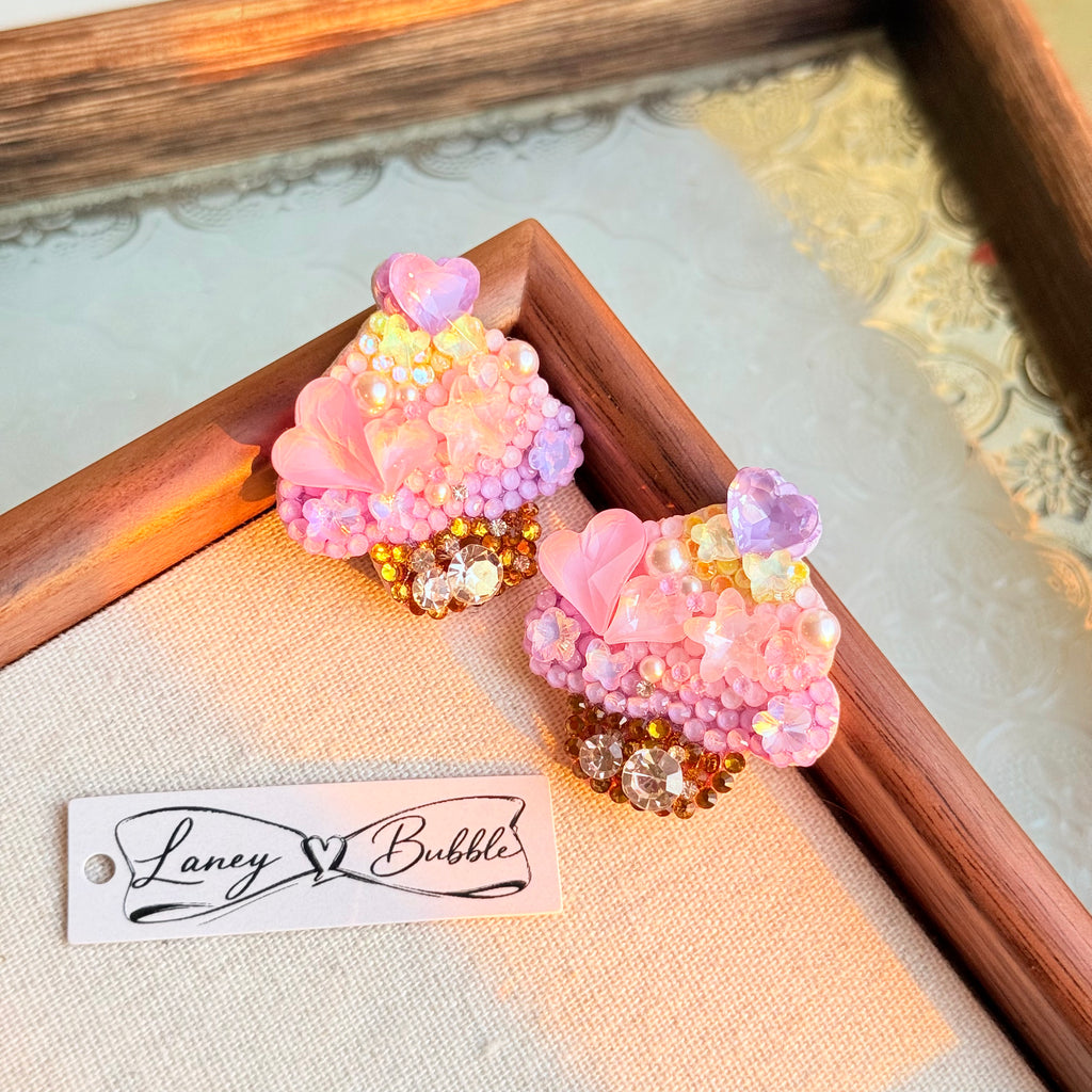 Sparkling Strawberry Cupcake Clip